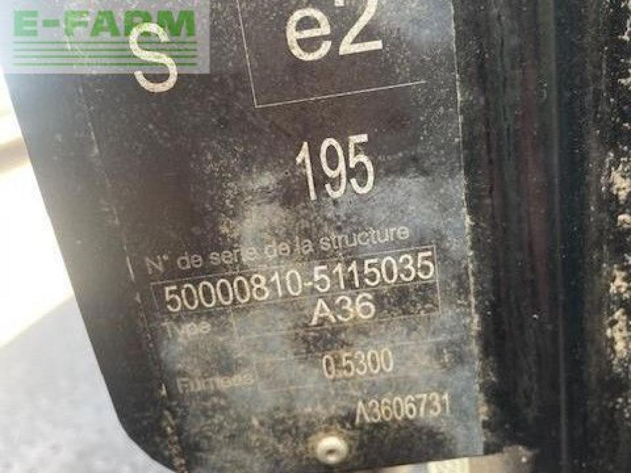 CLAAS ARION 640 - Farm tractor: picture 3 CLAAS ARION 640 - Farm tractor: picture 3