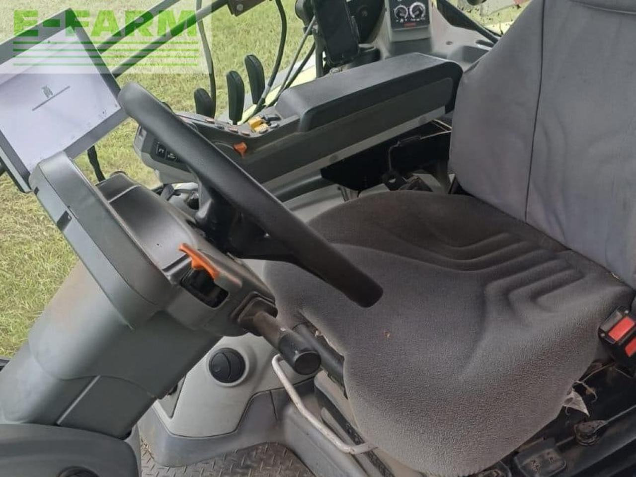 CLAAS ARION 650 CIS CIS - Farm tractor: picture 4 CLAAS ARION 650 CIS CIS - Farm tractor: picture 4