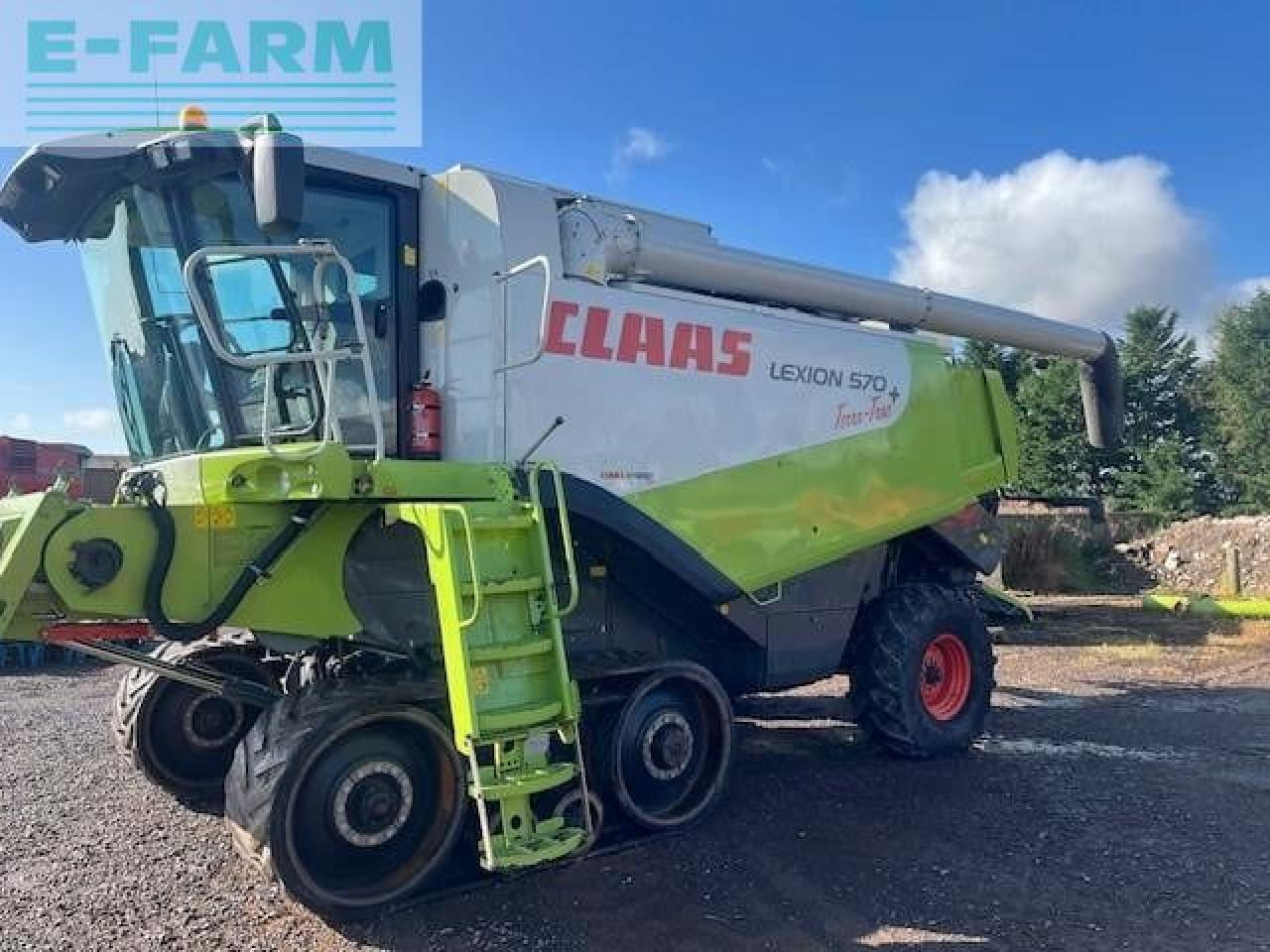 CLAAS LEXION 570 TT - Combine harvester: picture 1 CLAAS LEXION 570 TT - Combine harvester: picture 1