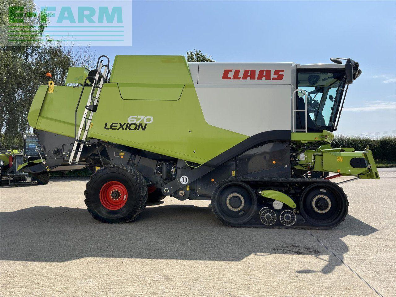 CLAAS LEXION 670 TT - Combine harvester: picture 4 CLAAS LEXION 670 TT - Combine harvester: picture 4