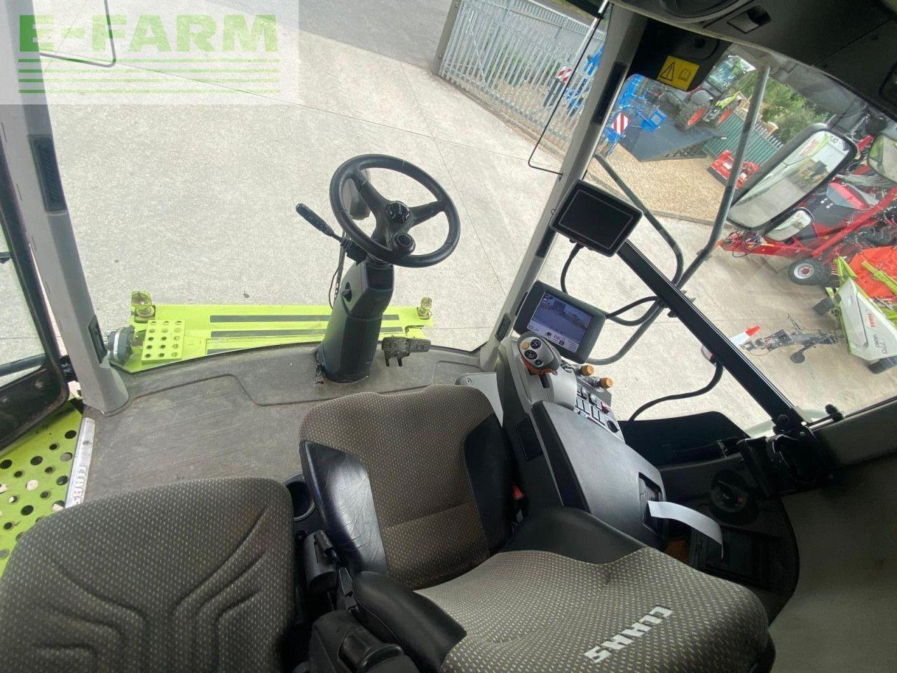 CLAAS LEXION 750 TT - Combine harvester: picture 5 CLAAS LEXION 750 TT - Combine harvester: picture 5