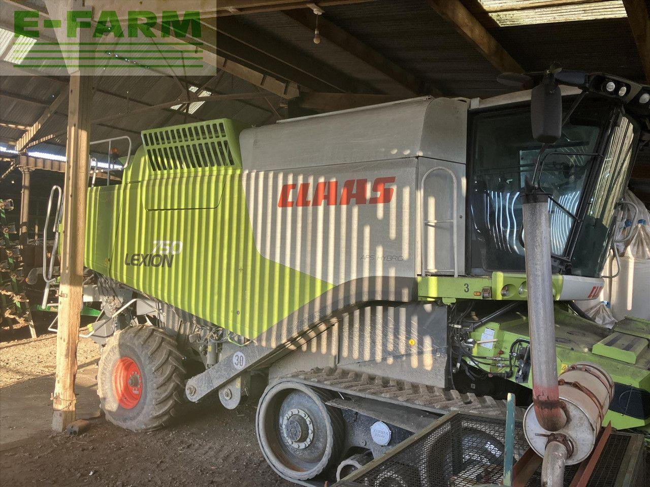 CLAAS LEXION 750 TT - Combine harvester: picture 1 CLAAS LEXION 750 TT - Combine harvester: picture 1