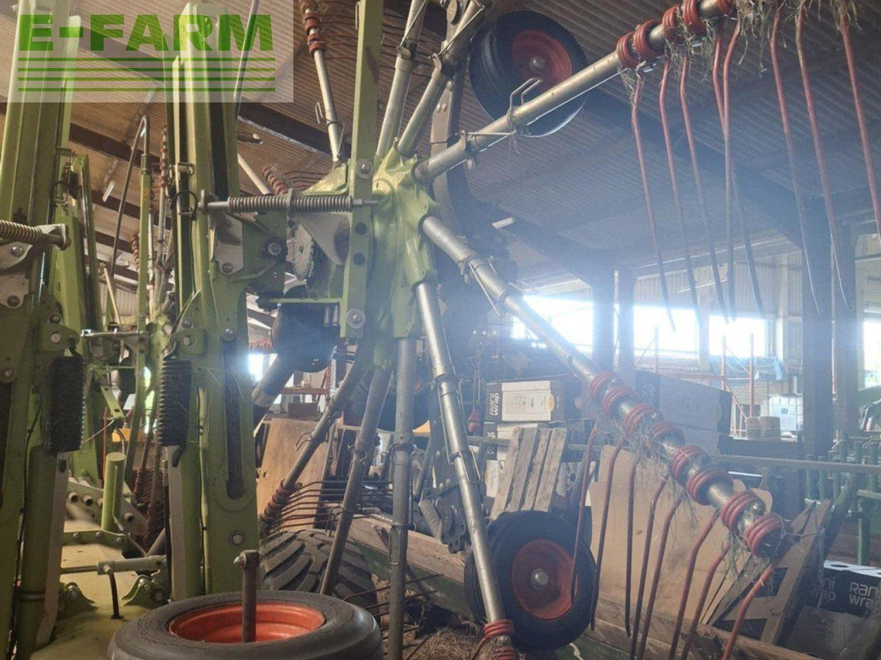 CLAAS LINER 4800 - Tedder/ Rake: picture 2 CLAAS LINER 4800 - Tedder/ Rake: picture 2