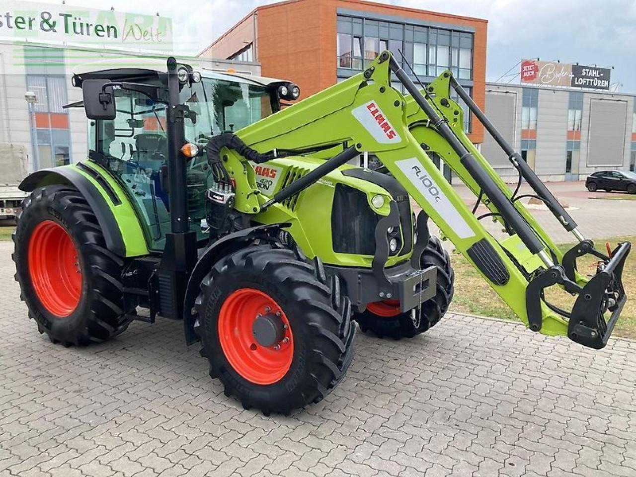 CLAAS arion 420 panoramic - Farm tractor: picture 3 CLAAS arion 420 panoramic - Farm tractor: picture 3