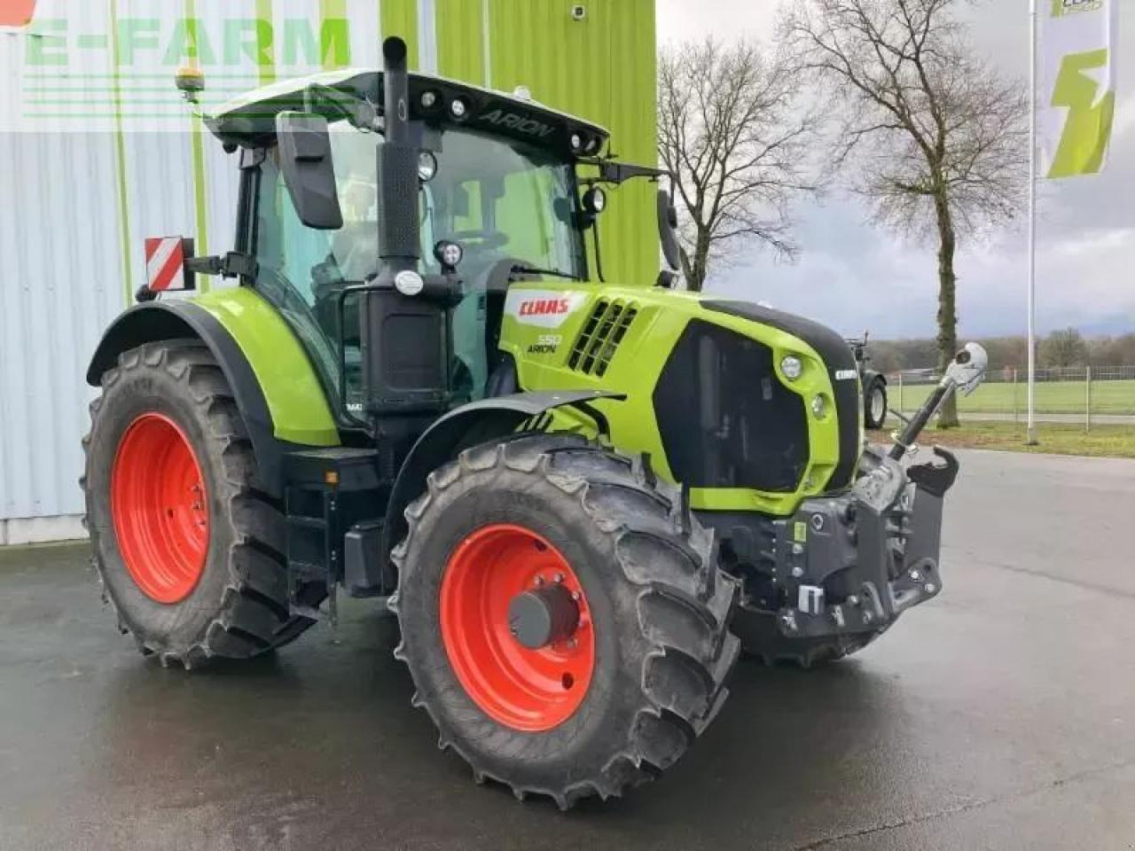 CLAAS arion 550 cmatic cebis CMATIC CEBIS - Farm tractor: picture 3 CLAAS arion 550 cmatic cebis CMATIC CEBIS - Farm tractor: picture 3