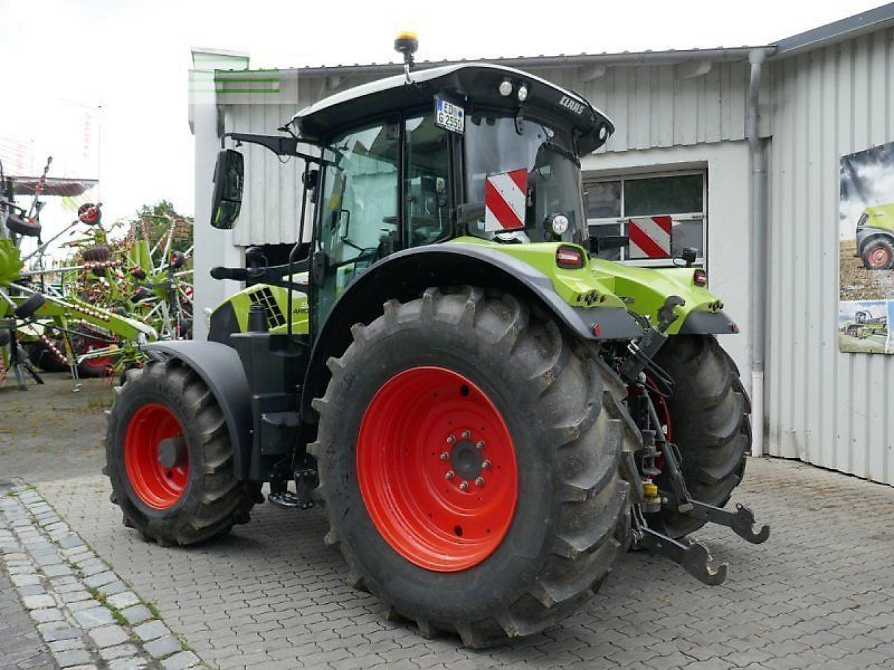 CLAAS arion 550 cmatic cebis CMATIC CEBIS - Farm tractor: picture 5 CLAAS arion 550 cmatic cebis CMATIC CEBIS - Farm tractor: picture 5