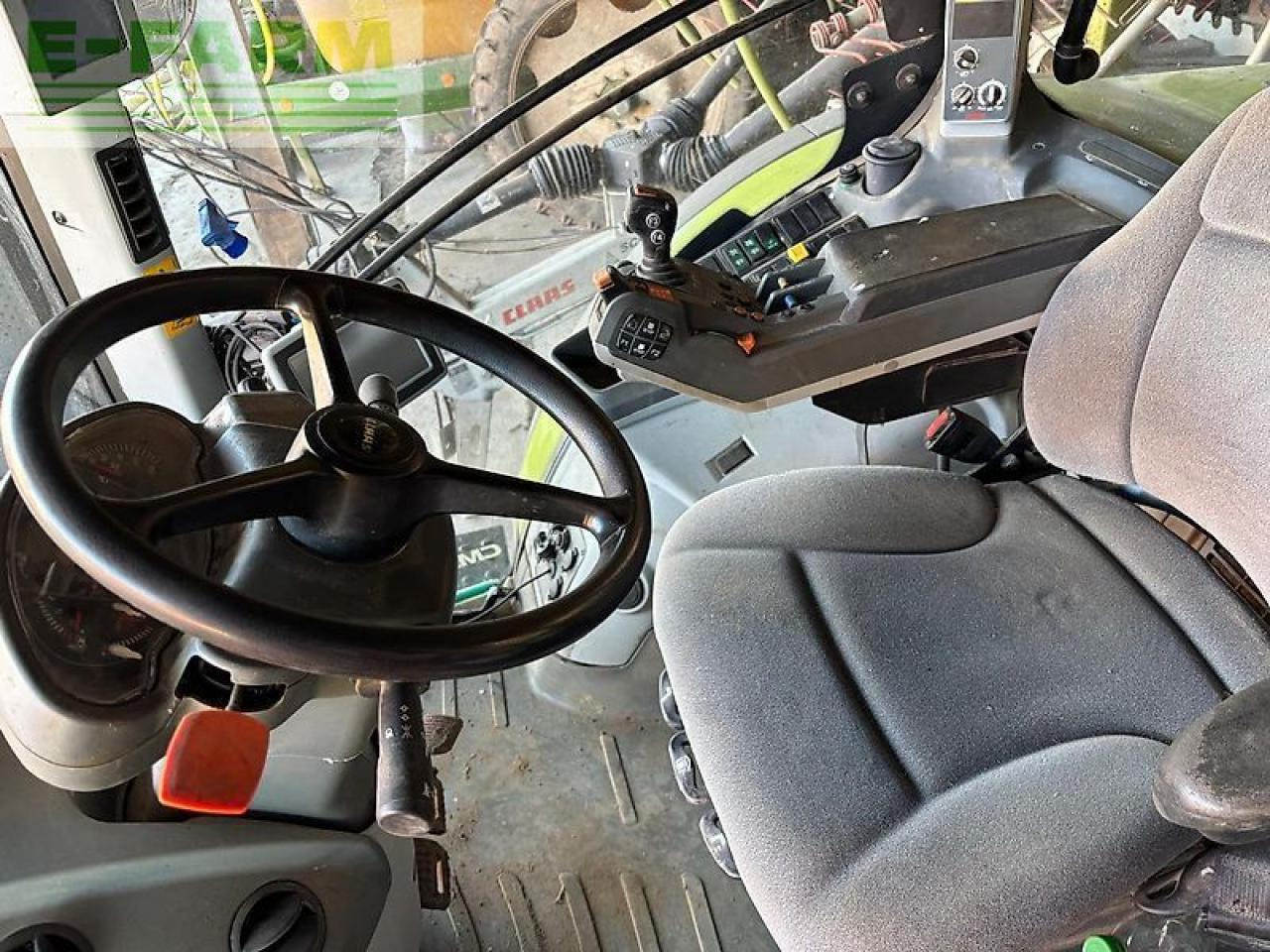 CLAAS arion 610 cmatic - Farm tractor: picture 4 CLAAS arion 610 cmatic - Farm tractor: picture 4