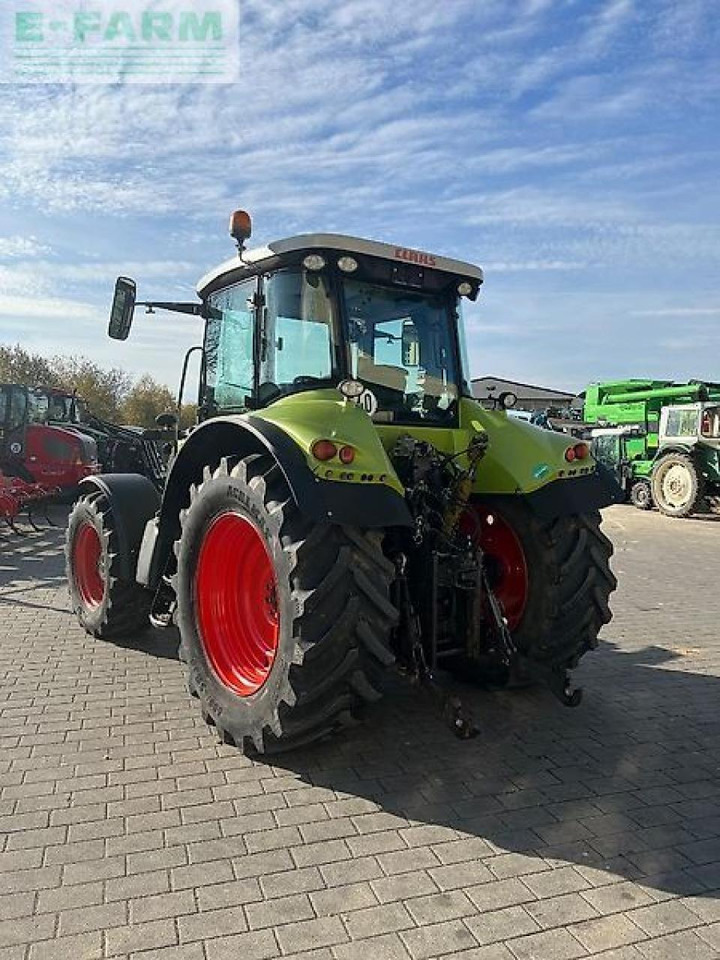 CLAAS arion 620 - Farm tractor: picture 5 CLAAS arion 620 - Farm tractor: picture 5