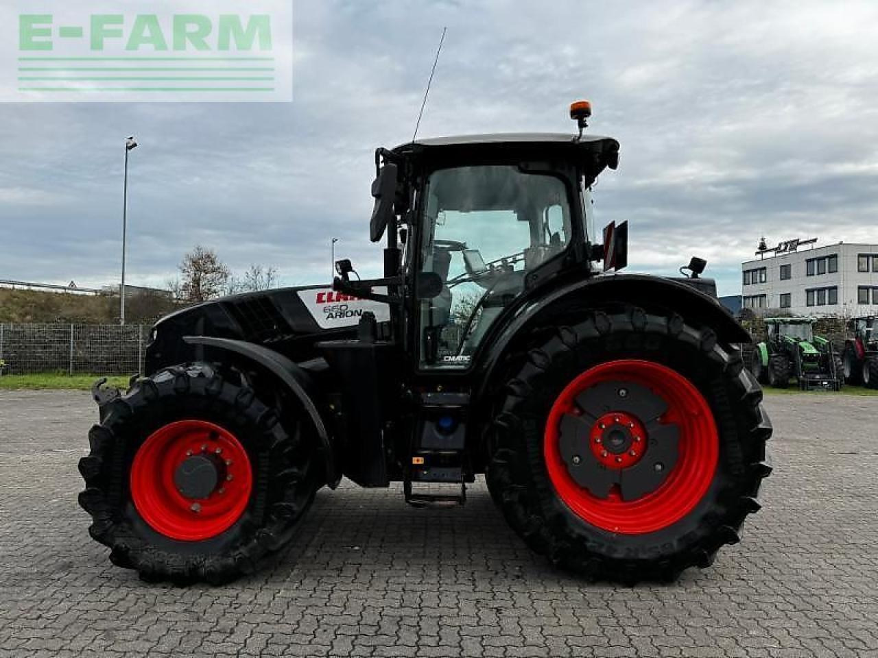CLAAS arion 660 cmatic - Farm tractor: picture 2 CLAAS arion 660 cmatic - Farm tractor: picture 2