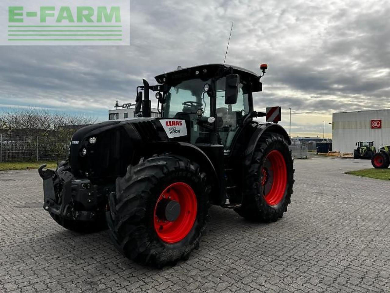 CLAAS arion 660 cmatic - Farm tractor: picture 1 CLAAS arion 660 cmatic - Farm tractor: picture 1