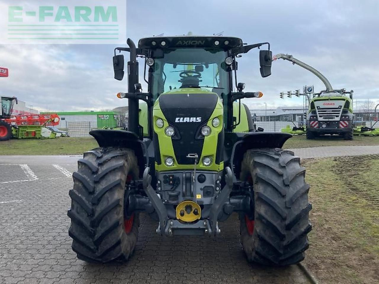 CLAAS axion 800 cis+ - Farm tractor: picture 2 CLAAS axion 800 cis+ - Farm tractor: picture 2