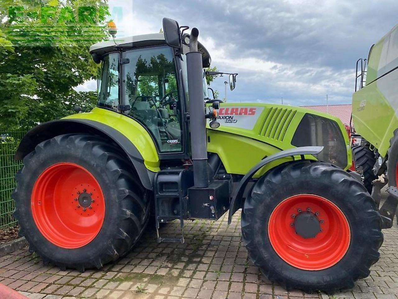 CLAAS axion 820 cmatic CMATIC - Farm tractor: picture 2 CLAAS axion 820 cmatic CMATIC - Farm tractor: picture 2