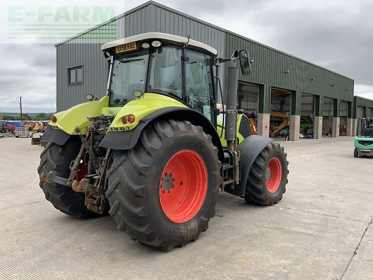 Farm tractor CLAAS axion 820 digger (st20874): picture 9