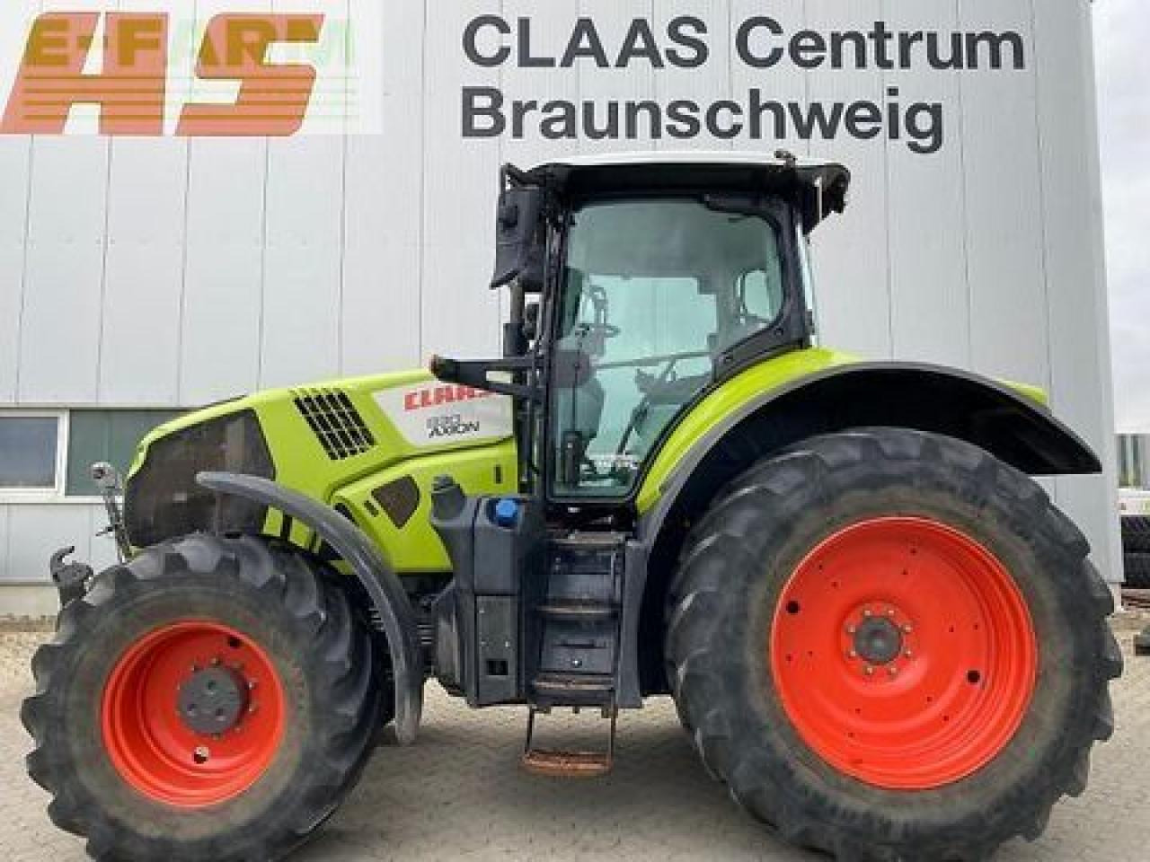 CLAAS axion 830 - Farm tractor: picture 1 CLAAS axion 830 - Farm tractor: picture 1