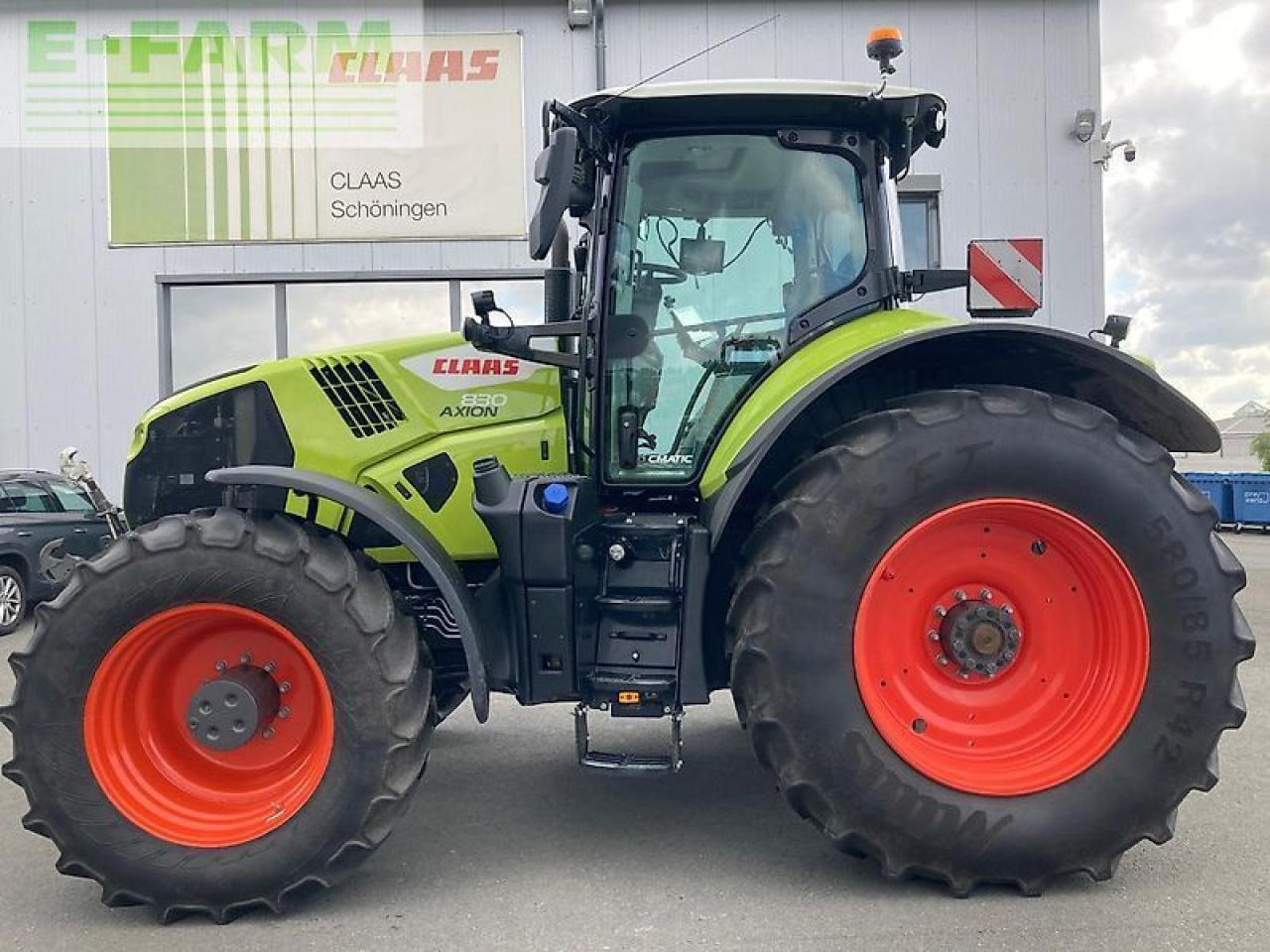 CLAAS axion 830 cmatic - Farm tractor: picture 1 CLAAS axion 830 cmatic - Farm tractor: picture 1