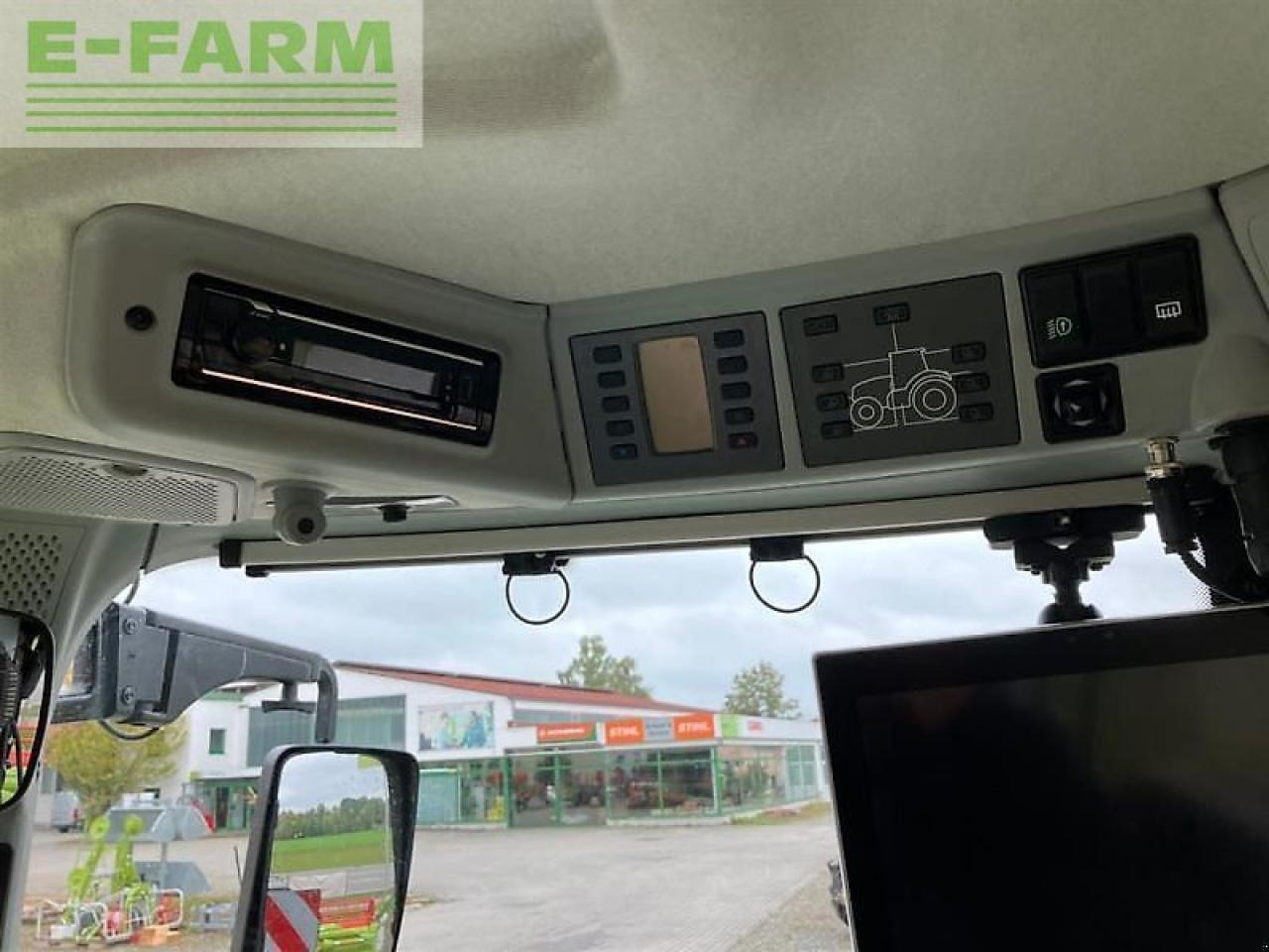 Farm tractor CLAAS axion 830 cmatic cebis CMATIC CEBIS: picture 17 Farm tractor CLAAS axion 830 cmatic cebis CMATIC CEBIS: picture 17