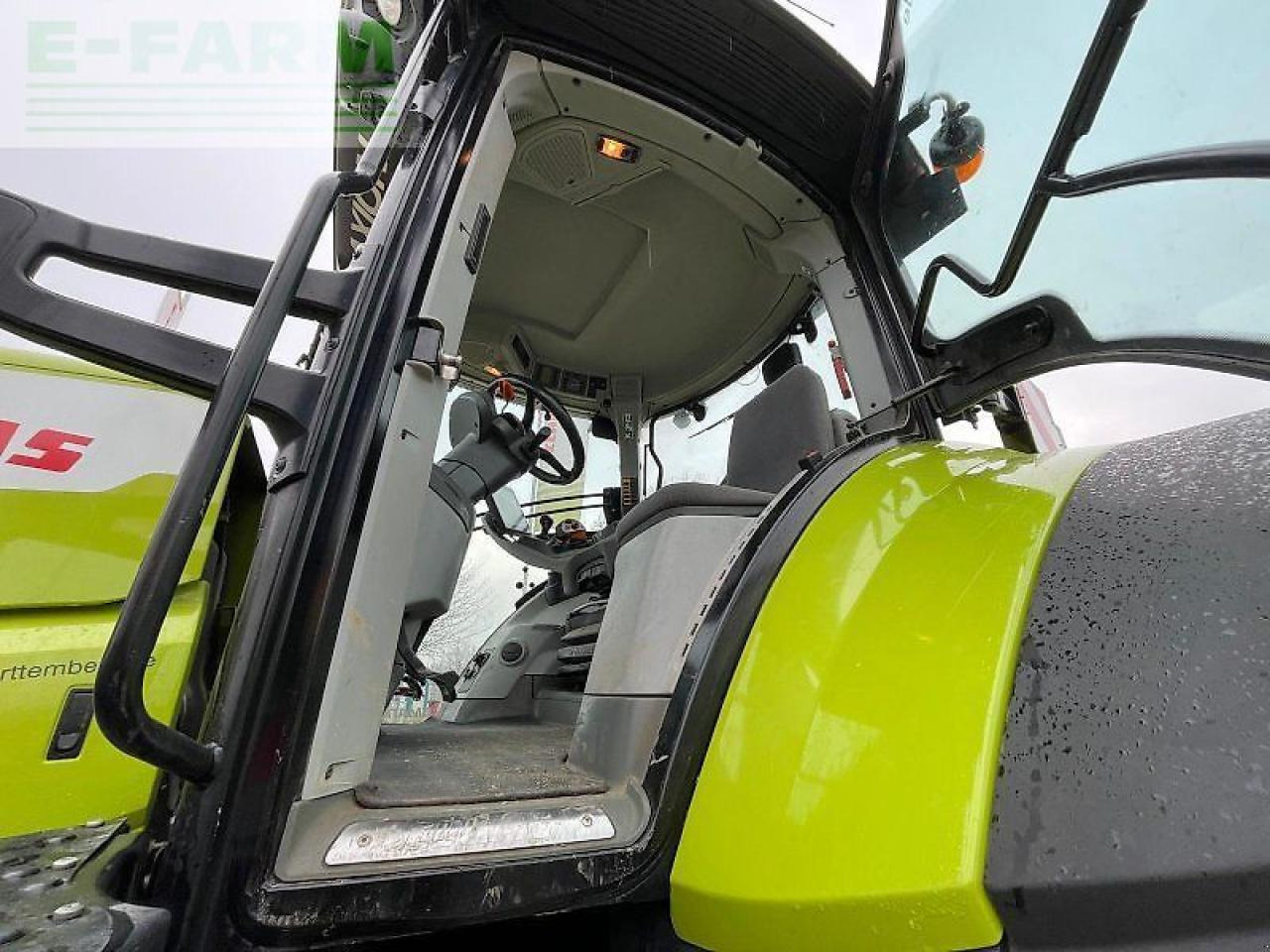 CLAAS axion 870 cmatic cebis CMATIC CEBIS - Farm tractor: picture 4 CLAAS axion 870 cmatic cebis CMATIC CEBIS - Farm tractor: picture 4