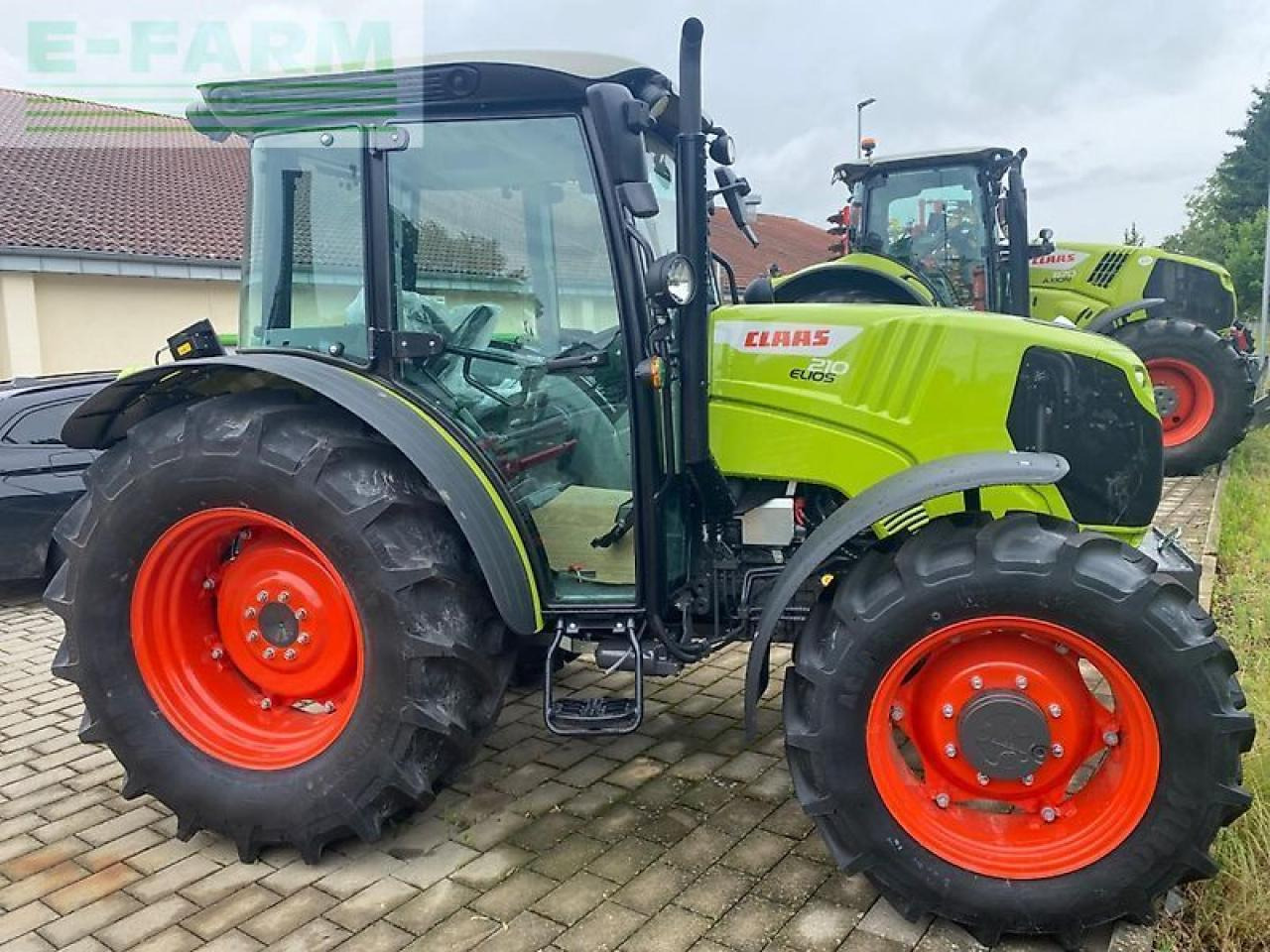 CLAAS elios 210 kabine advanced - Farm tractor: picture 3 CLAAS elios 210 kabine advanced - Farm tractor: picture 3