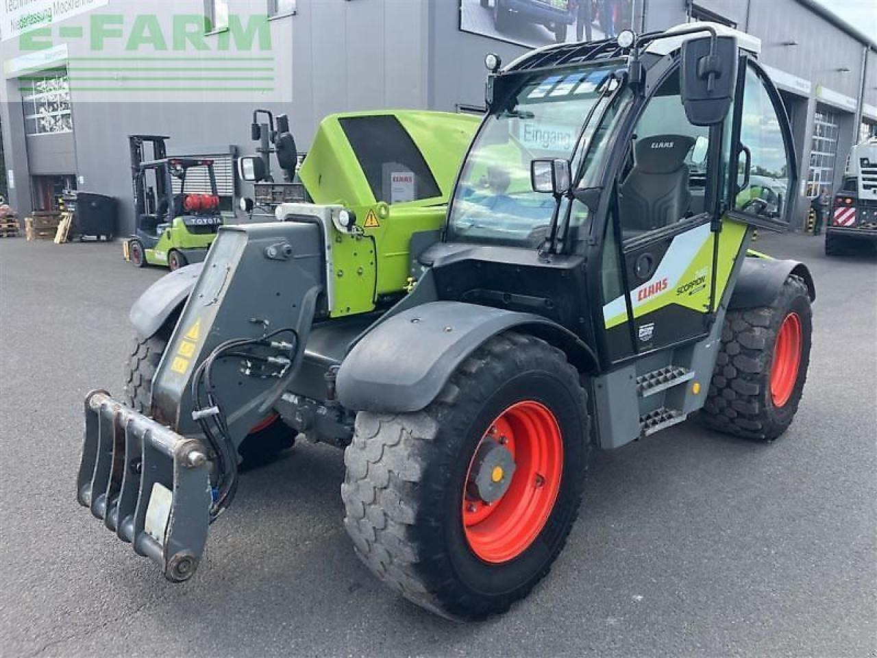 CLAAS gebr. scorpion 746 varipower - Telescopic handler: picture 3 CLAAS gebr. scorpion 746 varipower - Telescopic handler: picture 3