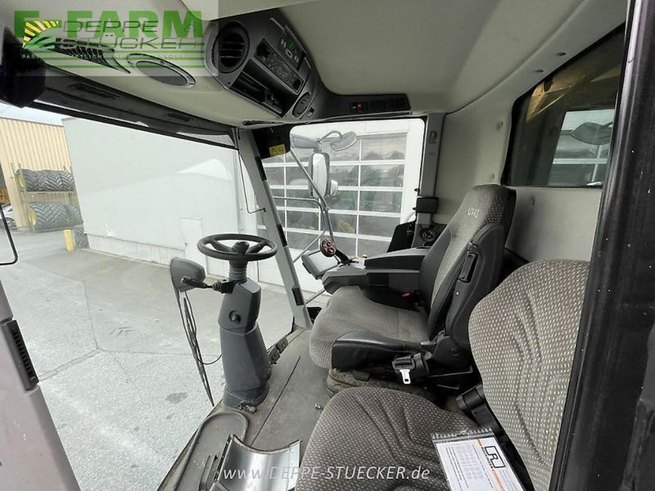 CLAAS lexion 650 mit 620 vario - Combine harvester: picture 4 CLAAS lexion 650 mit 620 vario - Combine harvester: picture 4