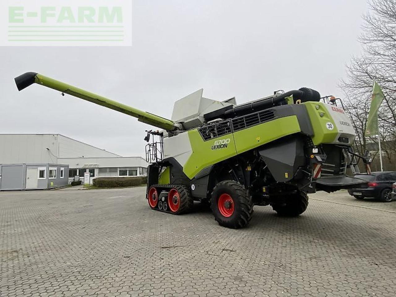 CLAAS lexion 6700 tt mit v 770+tw - Combine harvester: picture 3 CLAAS lexion 6700 tt mit v 770+tw - Combine harvester: picture 3