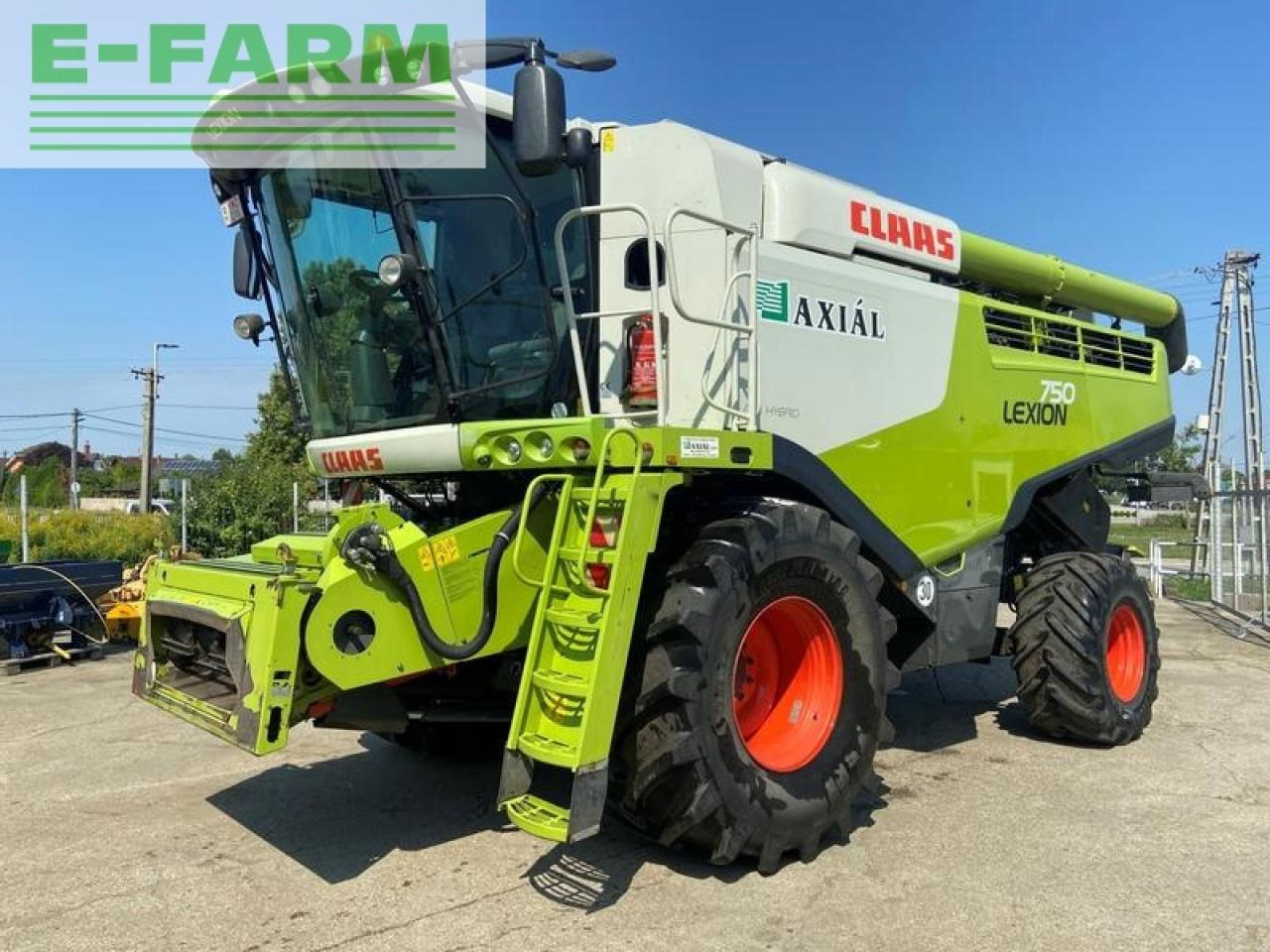 CLAAS lexion 750 - Combine harvester: picture 1 CLAAS lexion 750 - Combine harvester: picture 1