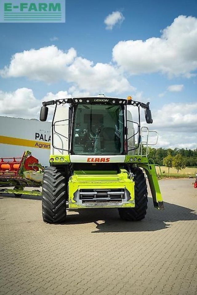 CLAAS lexion 750 - Combine harvester: picture 3 CLAAS lexion 750 - Combine harvester: picture 3