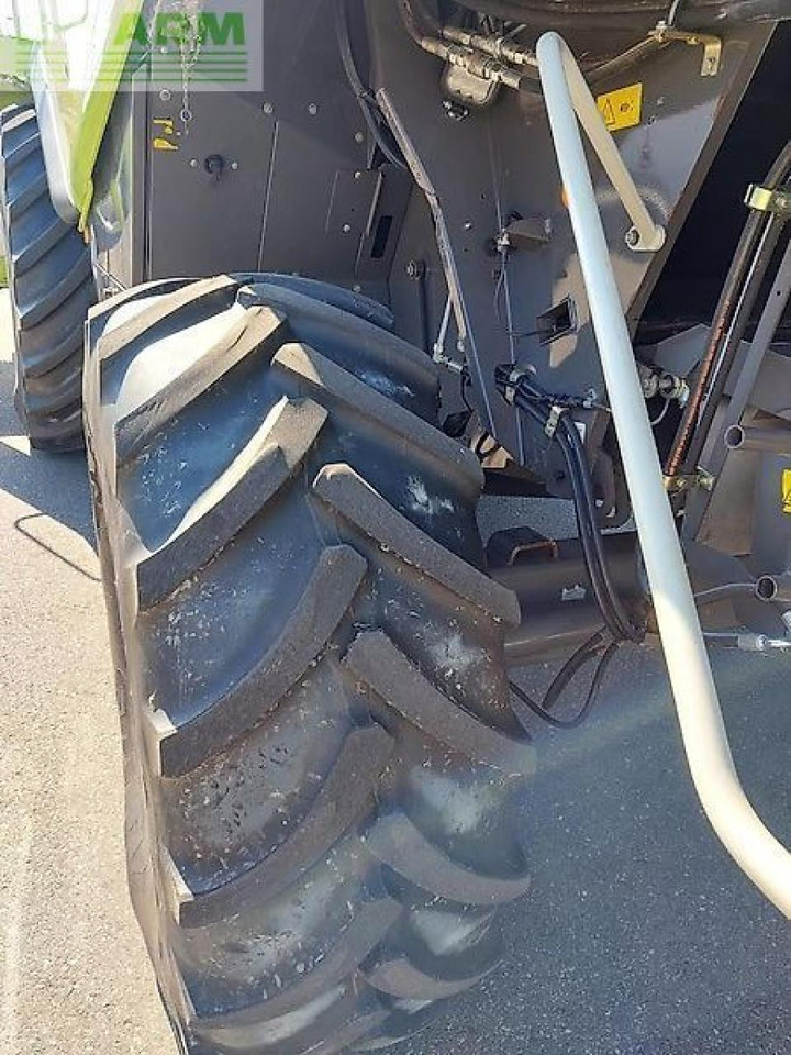 Combine harvester CLAAS lexion 750: picture 9