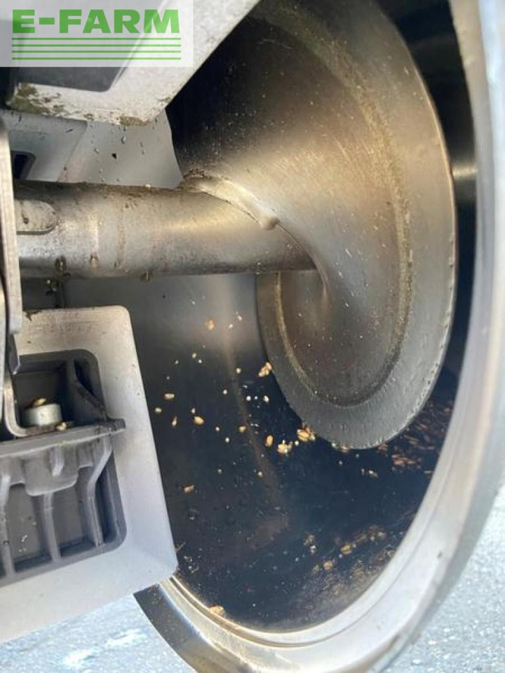 Combine harvester CLAAS lexion 750: picture 34