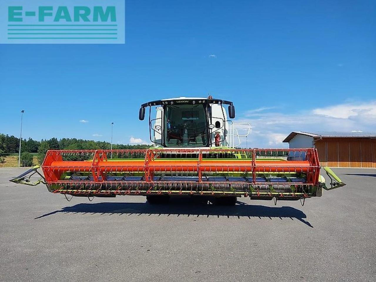 CLAAS lexion 750 - Combine harvester: picture 3 CLAAS lexion 750 - Combine harvester: picture 3