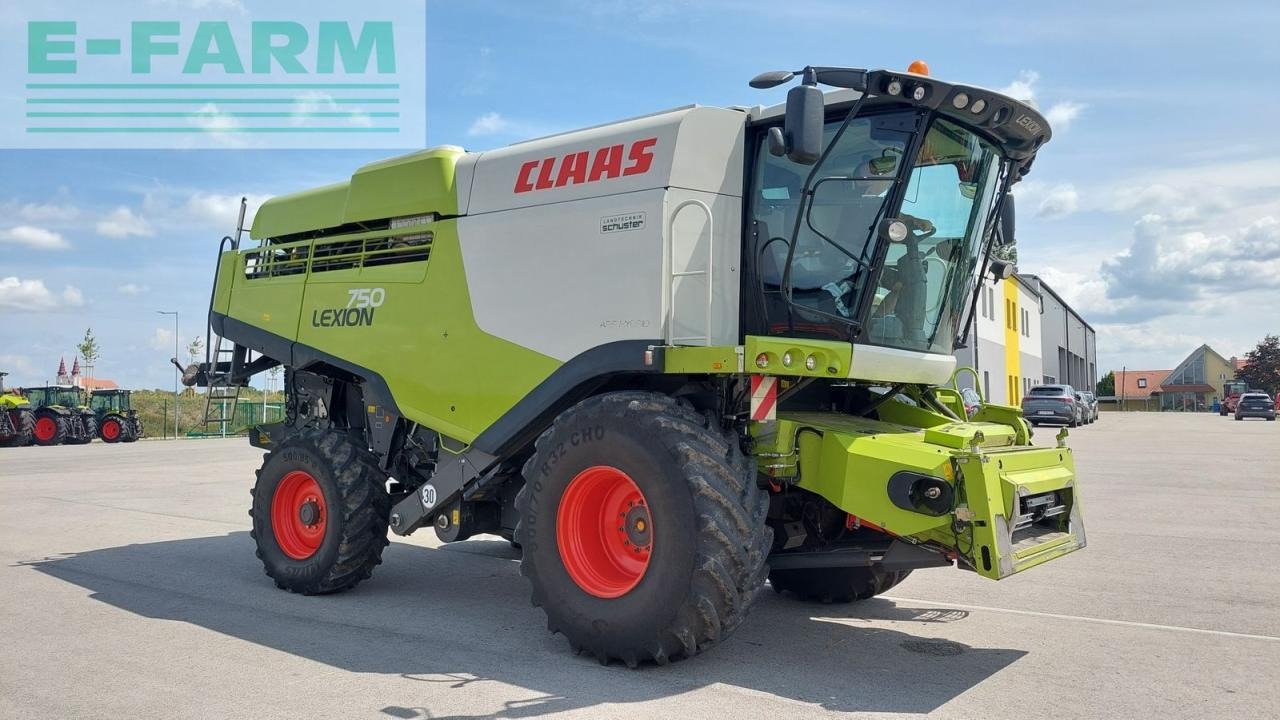 CLAAS lexion 750 (stage iv) - Combine harvester: picture 1 CLAAS lexion 750 (stage iv) - Combine harvester: picture 1