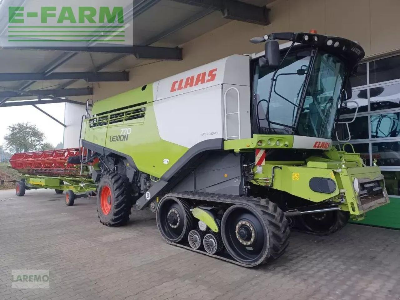 CLAAS lexion 770 terratrac v 930 - Combine harvester: picture 1 CLAAS lexion 770 terratrac v 930 - Combine harvester: picture 1