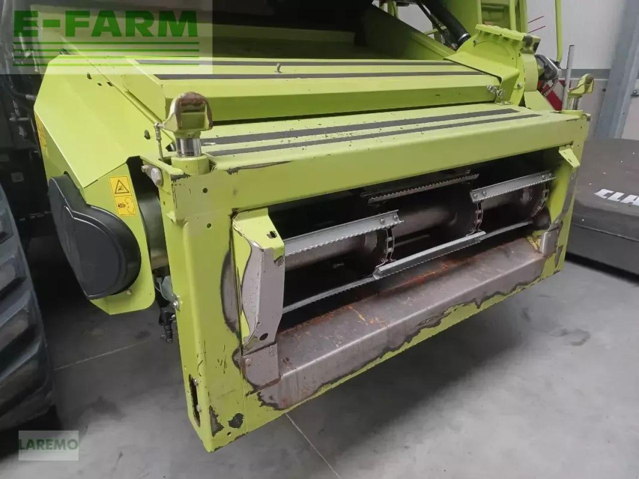 CLAAS lexion 770 tt terratrac + v1050 - Combine harvester: picture 3 CLAAS lexion 770 tt terratrac + v1050 - Combine harvester: picture 3