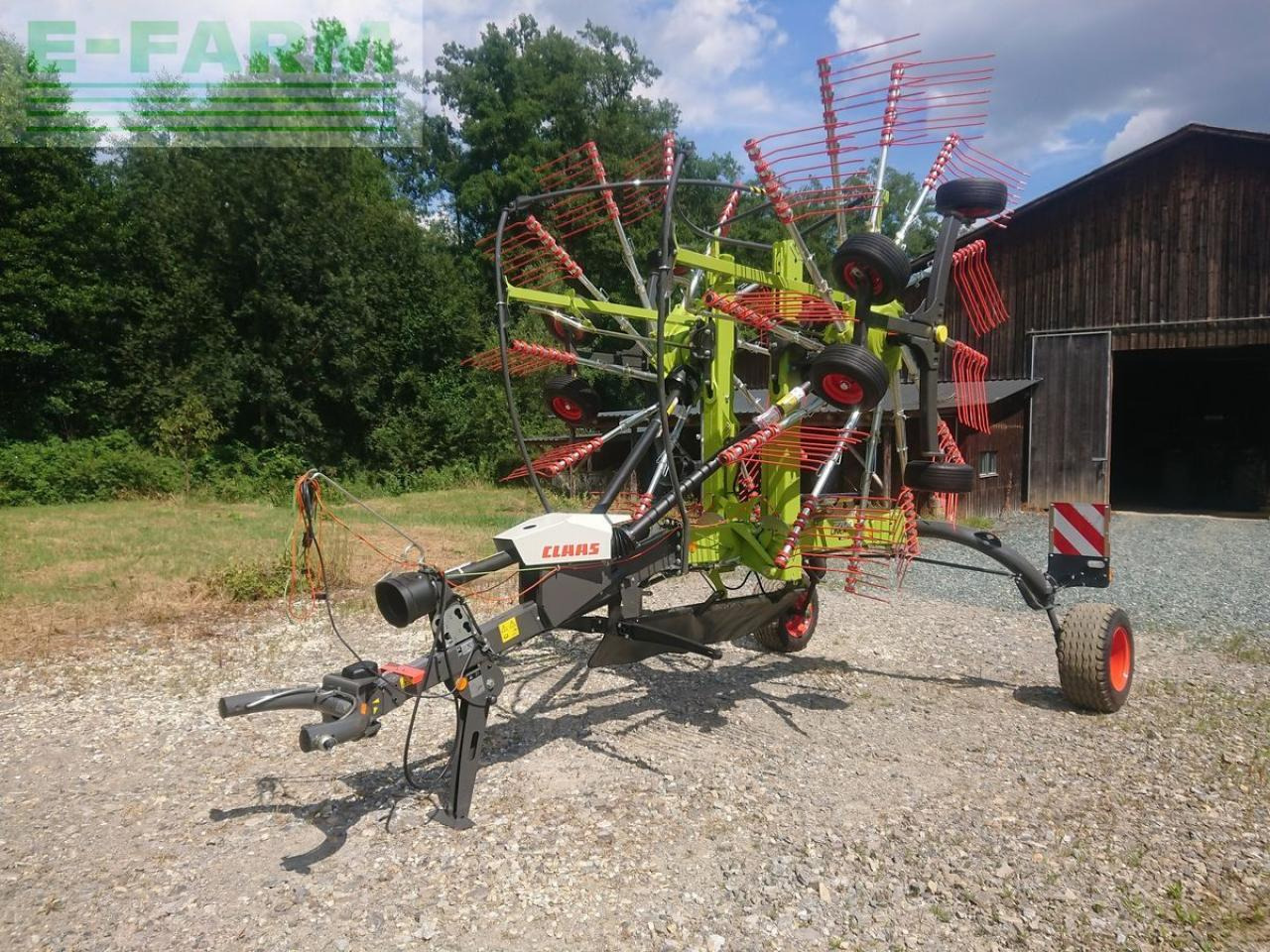 CLAAS liner 2700 - Tedder/ Rake: picture 1 CLAAS liner 2700 - Tedder/ Rake: picture 1