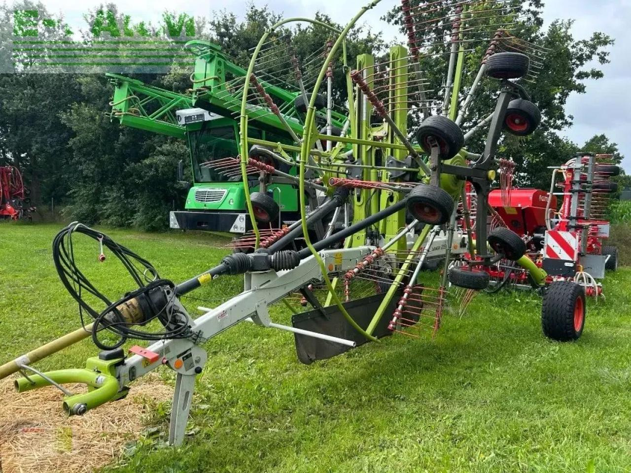 CLAAS liner 2800 - Tedder/ Rake: picture 2 CLAAS liner 2800 - Tedder/ Rake: picture 2