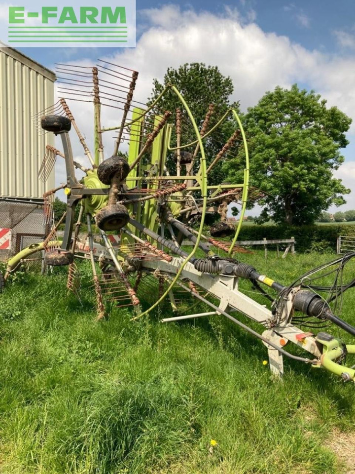 CLAAS liner 2800 - Tedder/ Rake: picture 3 CLAAS liner 2800 - Tedder/ Rake: picture 3