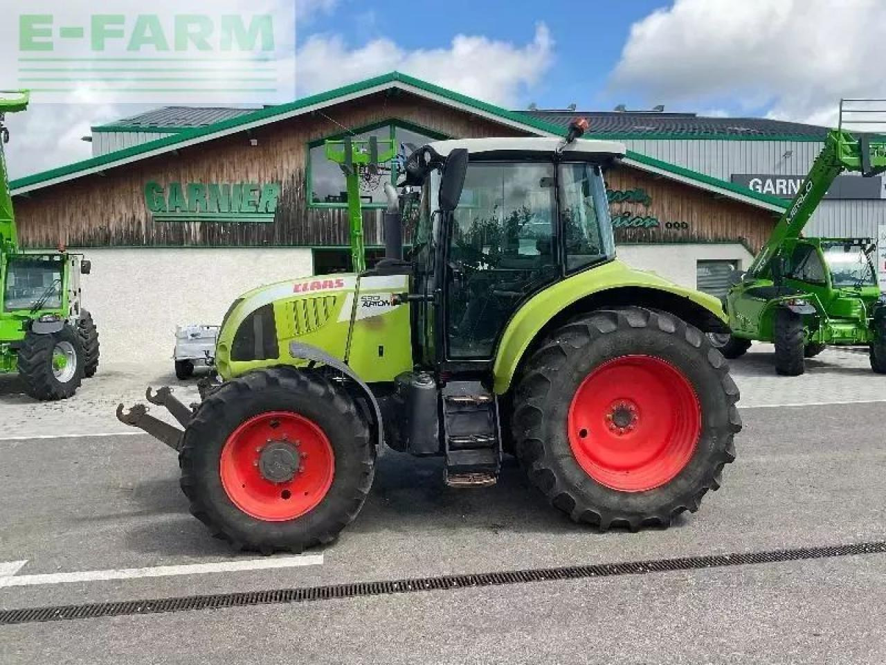 CLAAS marque claas - Farm tractor: picture 2 CLAAS marque claas - Farm tractor: picture 2