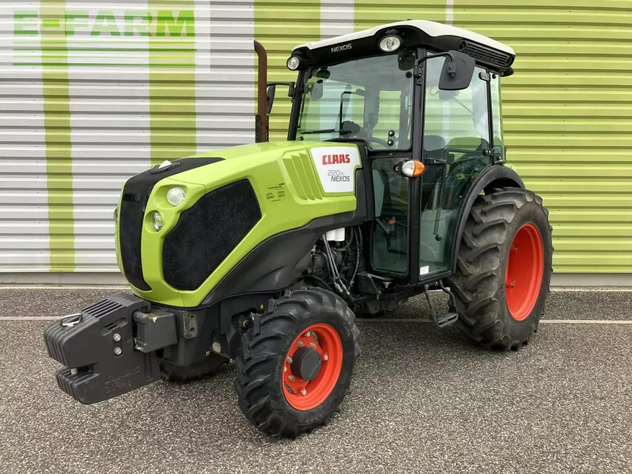 CLAAS nexos 220 vl cabine - Farm tractor: picture 1 CLAAS nexos 220 vl cabine - Farm tractor: picture 1