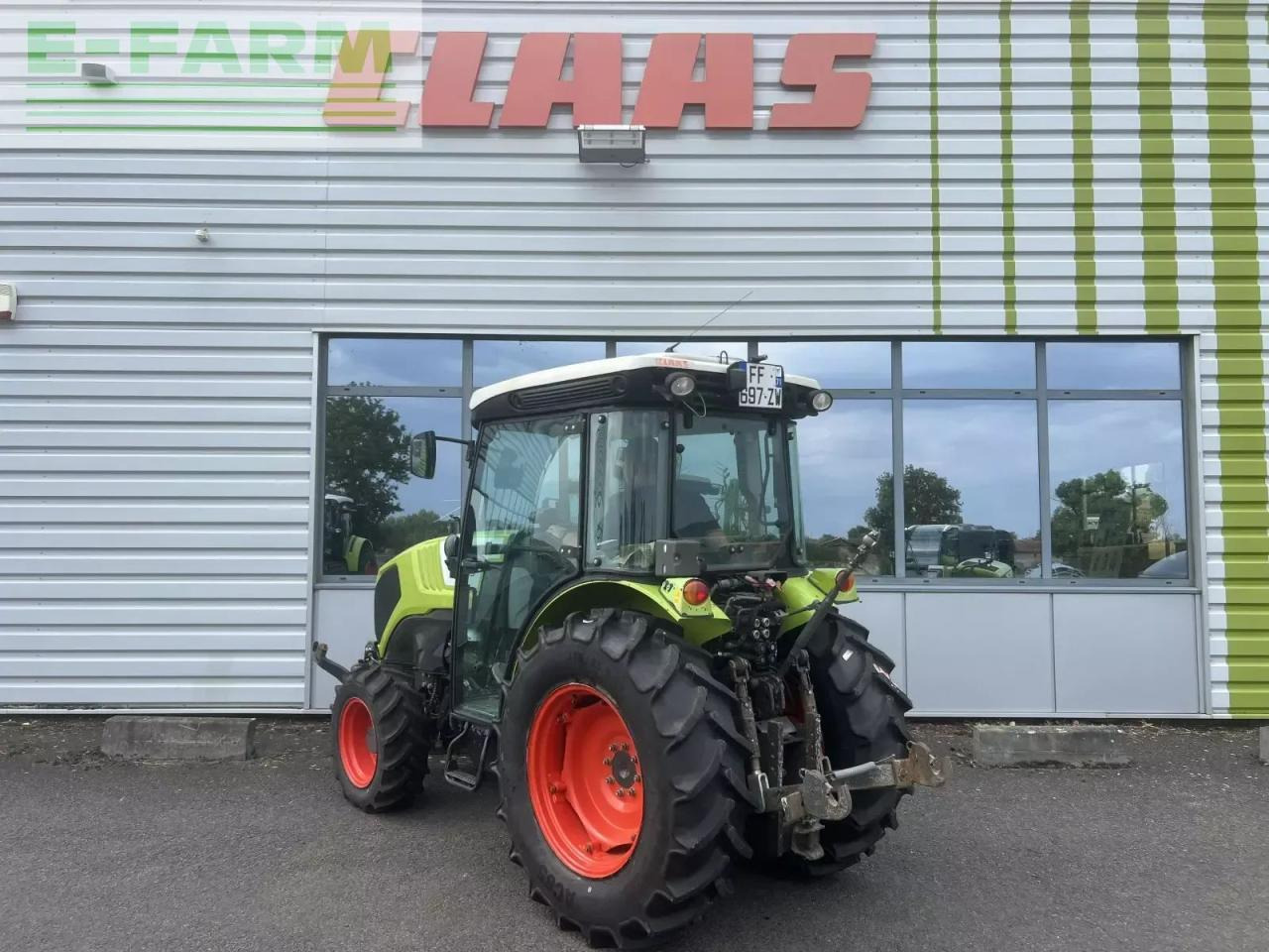 CLAAS nexos 230 vl VL - Farm tractor: picture 5 CLAAS nexos 230 vl VL - Farm tractor: picture 5