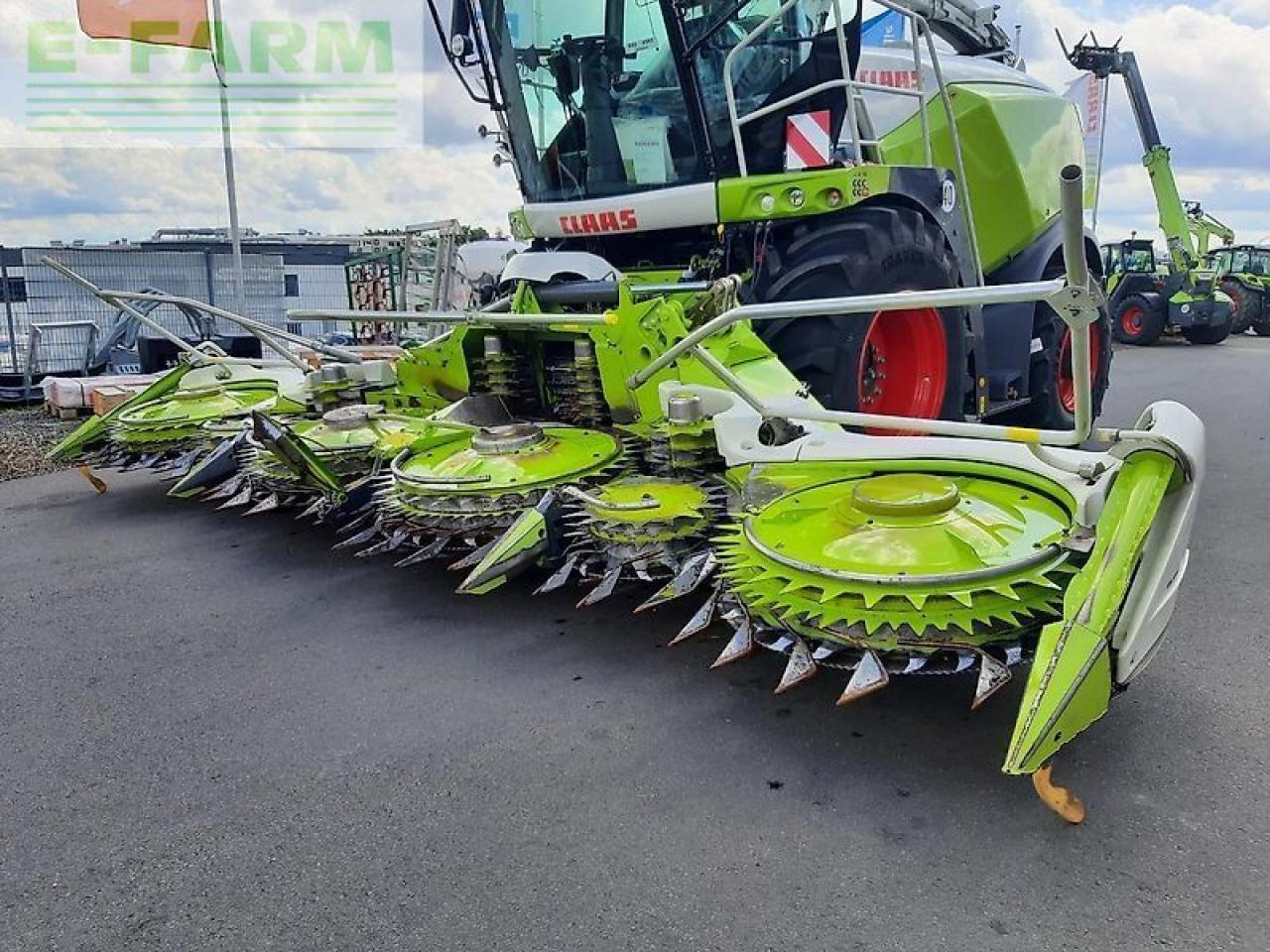 CLAAS orbis 750 top zustand - Forage harvester attachment: picture 1 CLAAS orbis 750 top zustand - Forage harvester attachment: picture 1