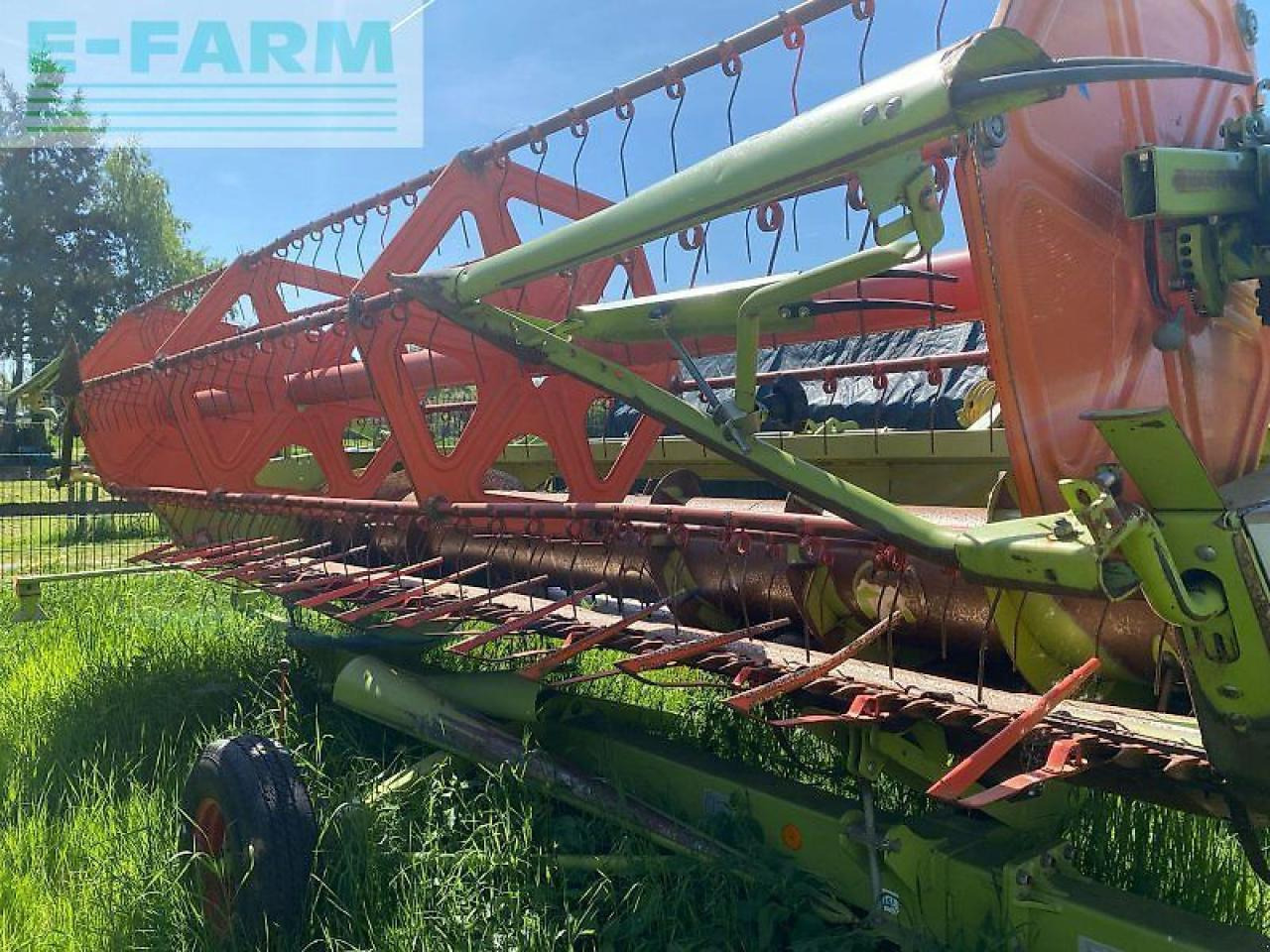 CLAAS sw c490 - Forage harvester attachment: picture 1 CLAAS sw c490 - Forage harvester attachment: picture 1