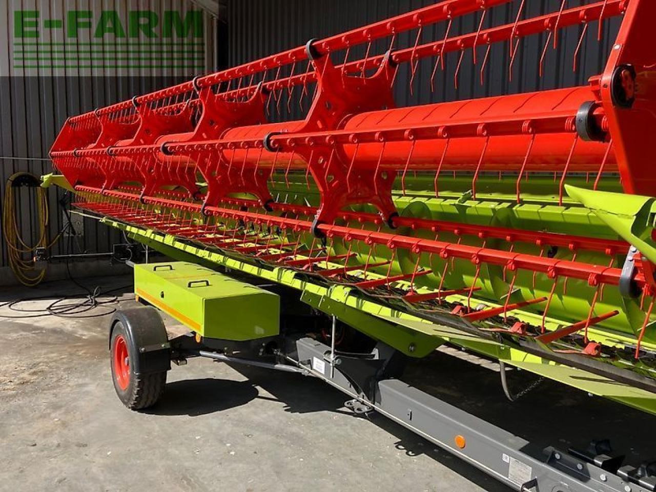 Combine harvester CLAAS trion 730: picture 34