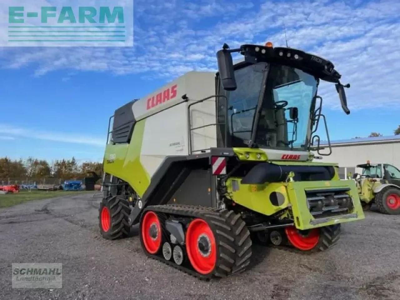 CLAAS trion 730tt - Combine harvester: picture 1 CLAAS trion 730tt - Combine harvester: picture 1