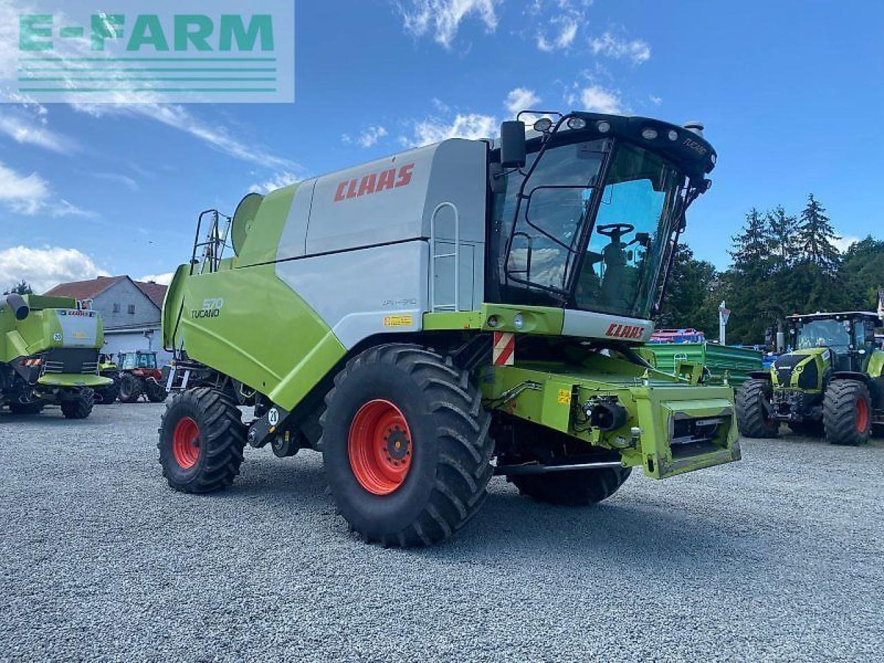 CLAAS tucano 570 - Combine harvester: picture 1 CLAAS tucano 570 - Combine harvester: picture 1