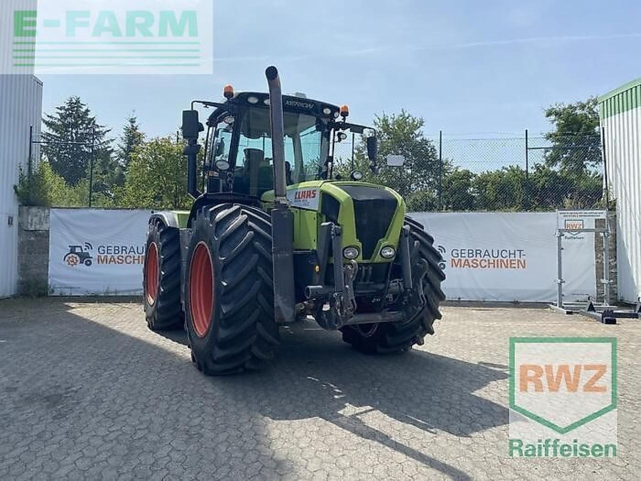 CLAAS xerion 3300 trac vc TRAC VC - Farm tractor: picture 1 CLAAS xerion 3300 trac vc TRAC VC - Farm tractor: picture 1