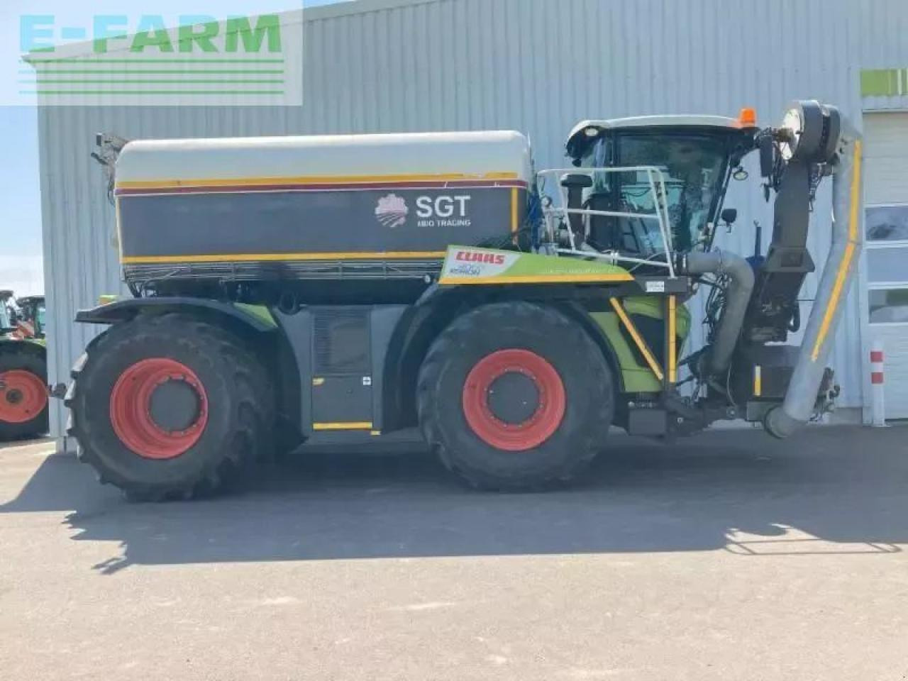 CLAAS xerion 4000 saddle trac SADDLE TRAC - Farm tractor: picture 5 CLAAS xerion 4000 saddle trac SADDLE TRAC - Farm tractor: picture 5