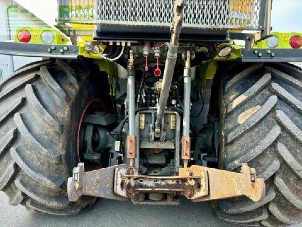 Farm tractor CLAAS xerion 4000 saddle trac, zunhammer acx 16 cbm SADDLE TRAC: picture 10