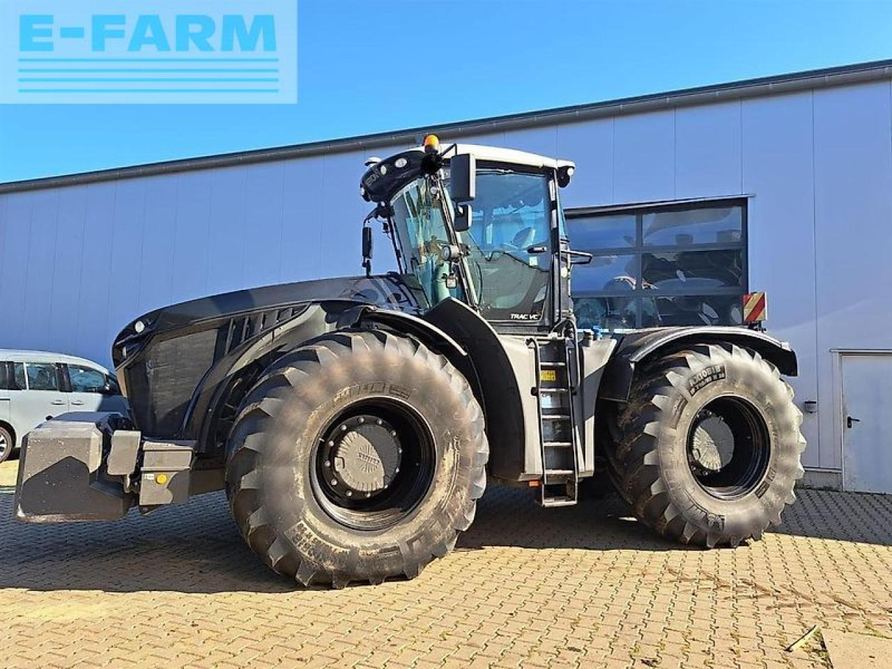 CLAAS xerion 4000 trac vc TRAC VC - Farm tractor: picture 2 CLAAS xerion 4000 trac vc TRAC VC - Farm tractor: picture 2