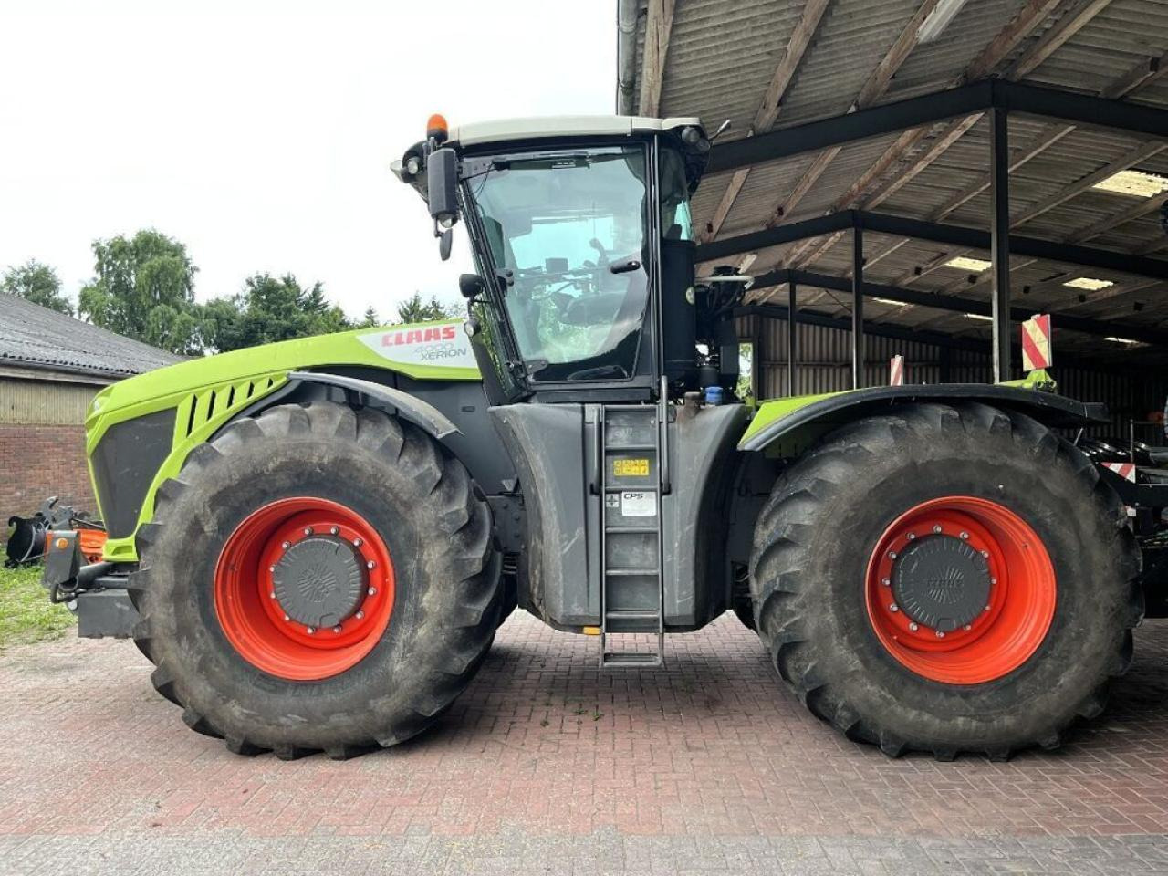 CLAAS xerion 4000 trac vc TRAC VC - Farm tractor: picture 5 CLAAS xerion 4000 trac vc TRAC VC - Farm tractor: picture 5