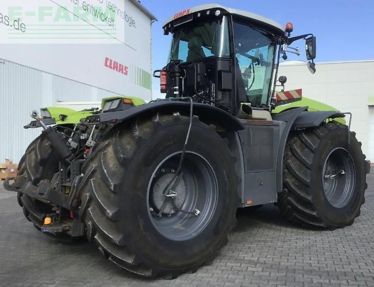 CLAAS xerion 5000 trac vc TRAC VC - Farm tractor: picture 5 CLAAS xerion 5000 trac vc TRAC VC - Farm tractor: picture 5
